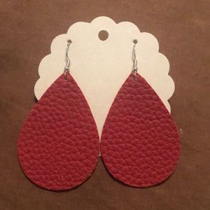 Red teardrop leather earring